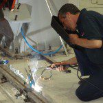 The welding and fixing of the rails for loaders (1)